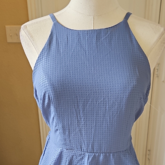 the general good Elegant Blue Ruffle Tiered Halter Mini Dress Size Medium - Picture 2 of 7